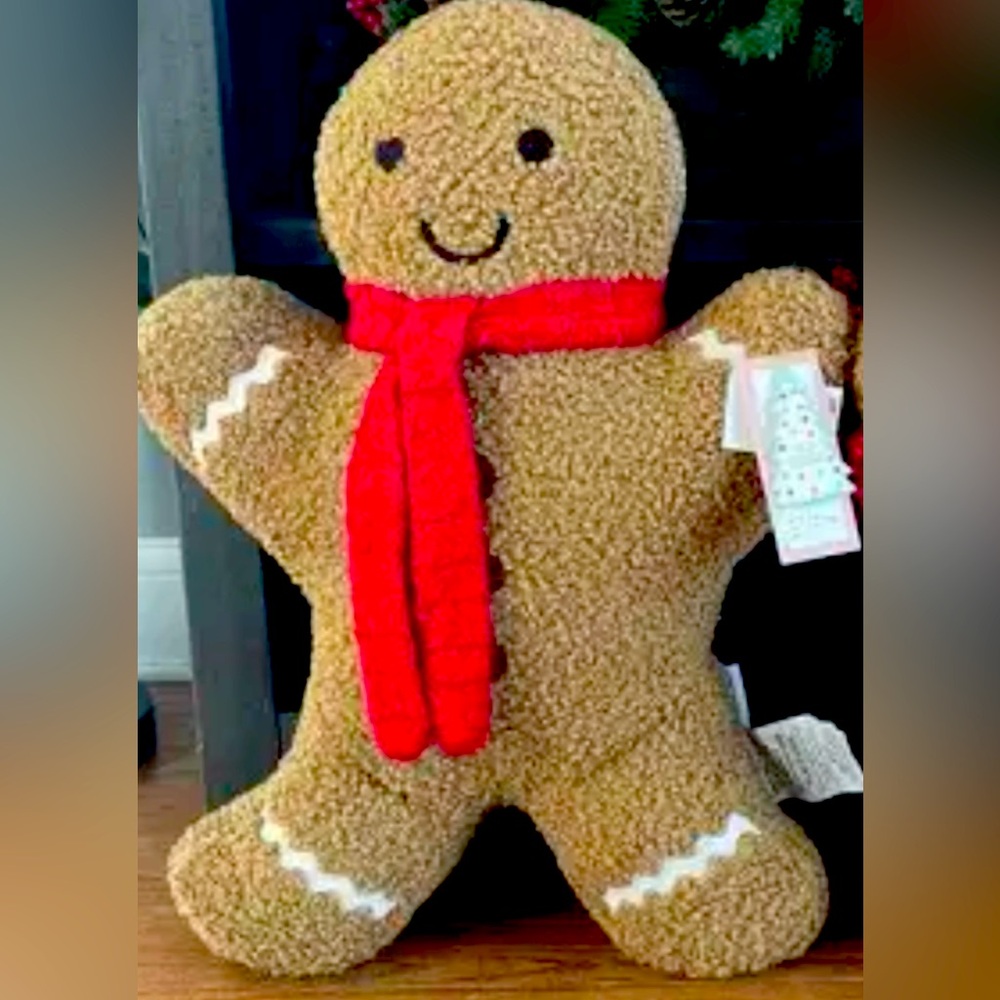 COPY - LAST ONE NEW 2024 christmas set GINGERBREAD MAN  plush pillows HUGE 26in